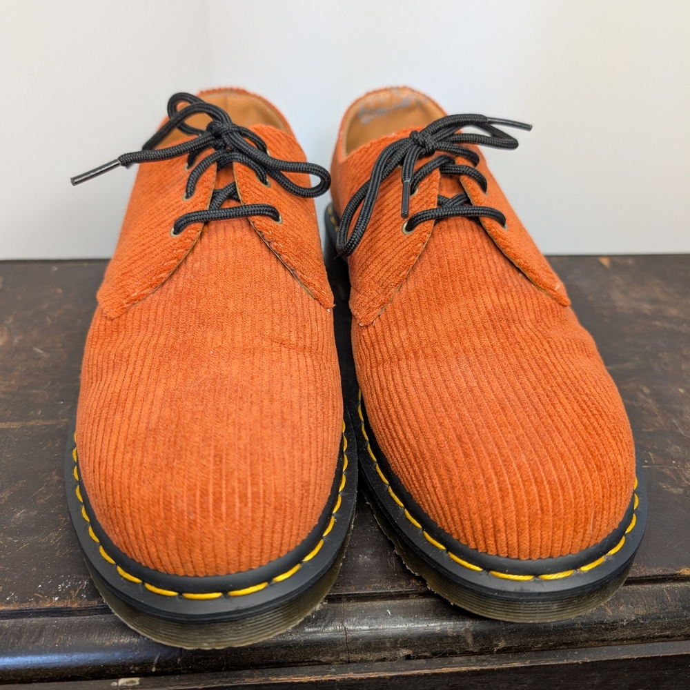 Dr. Marten 1461 Corduroy Oxford Shoes.